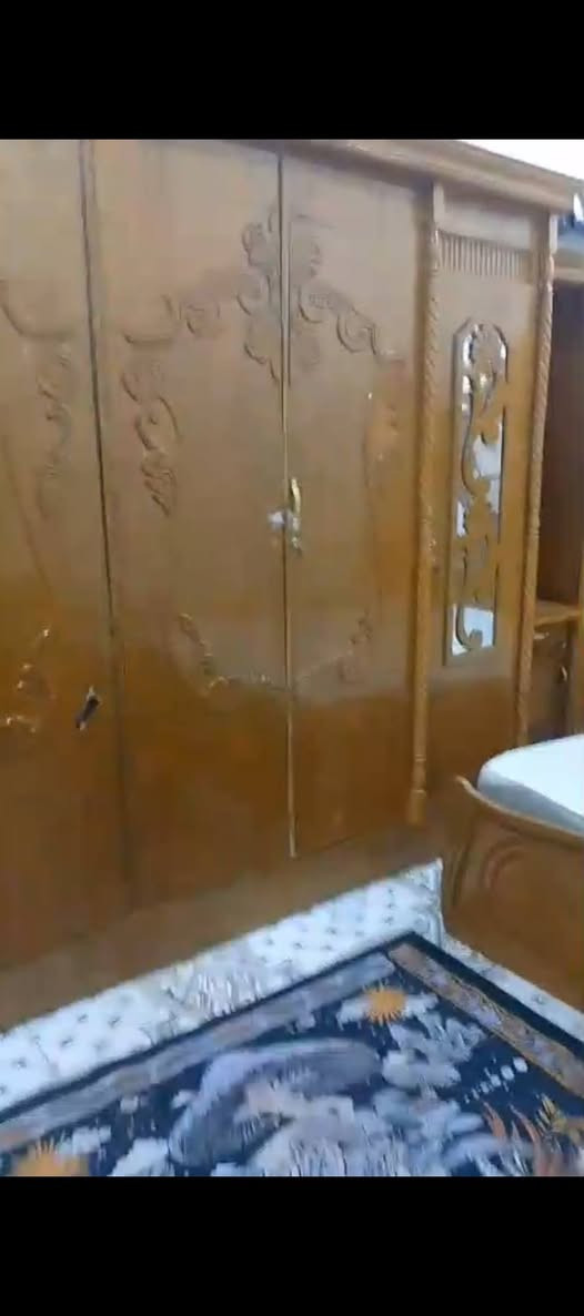 عرسان البصرة وينكم؟ 💍
وفرنا عليكم دوخة الأسواق
غرفة نوم عراقي جديدة بالكرتون، شغل درجة أولى
نقش ملكي يخبل بالصور، بالواقع أحلى بهواي
تفرش بيتك بقطعة وحدة تعيش عمر

السعر 600 ألف، وبيها مجال بسيط
***********

#عرسان_البصرة #غرف_نوم #اث_البصرة

