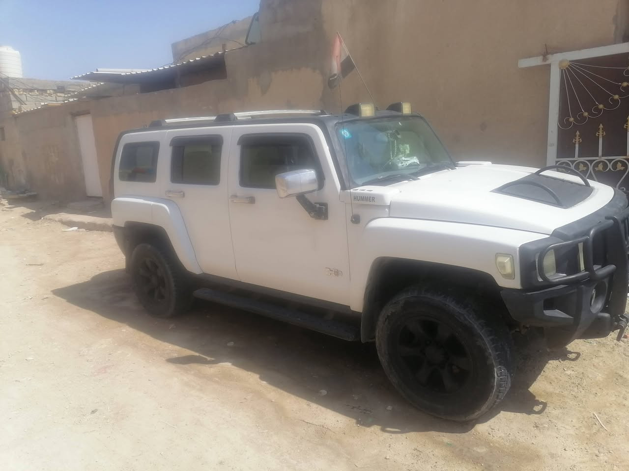 للبيع او مراوس همر جديده موديل ٢٠٠٧ خليجي مكفوله رقم بغداد دولي بسمي
***********
