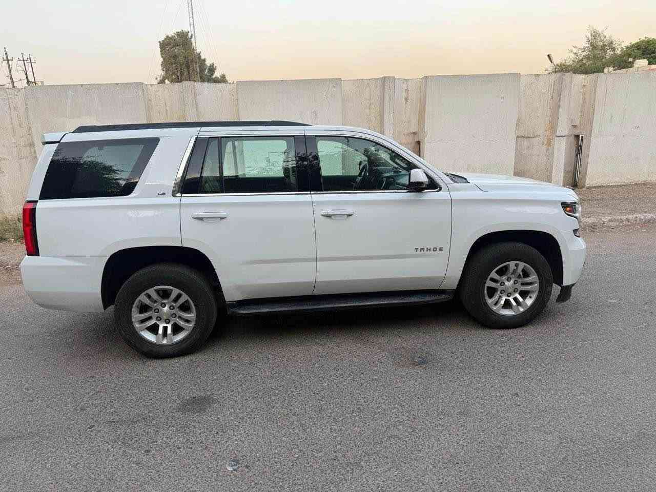 السلام عليكم تاهو ٢٠١٥ للبيع رقم بغداد ب أسمي كير مكينه حداديه جيده جداً فئه LS شركه المنصور السعر ٢٦٠ وبيها مجال للاستفسار *********** 
مكاني بغداد الصليخ بغداد, العراق
