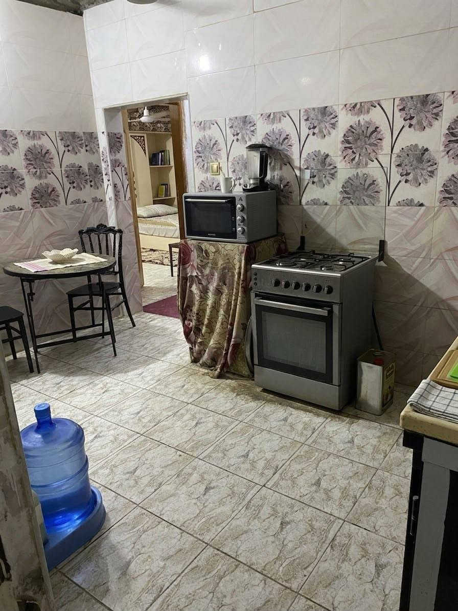 بيت الرهن 
مساحته 80متر 
مكان نداء شارع مجمعات 
سعر رهينه 15
ستفسار ***********
