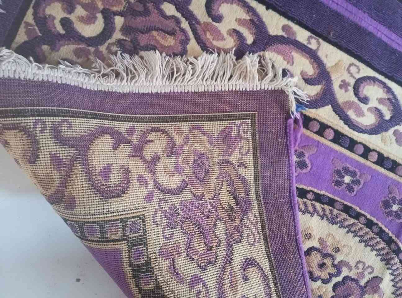 سجاد كاشان • ١٠٠ قطعة • حي جامعة