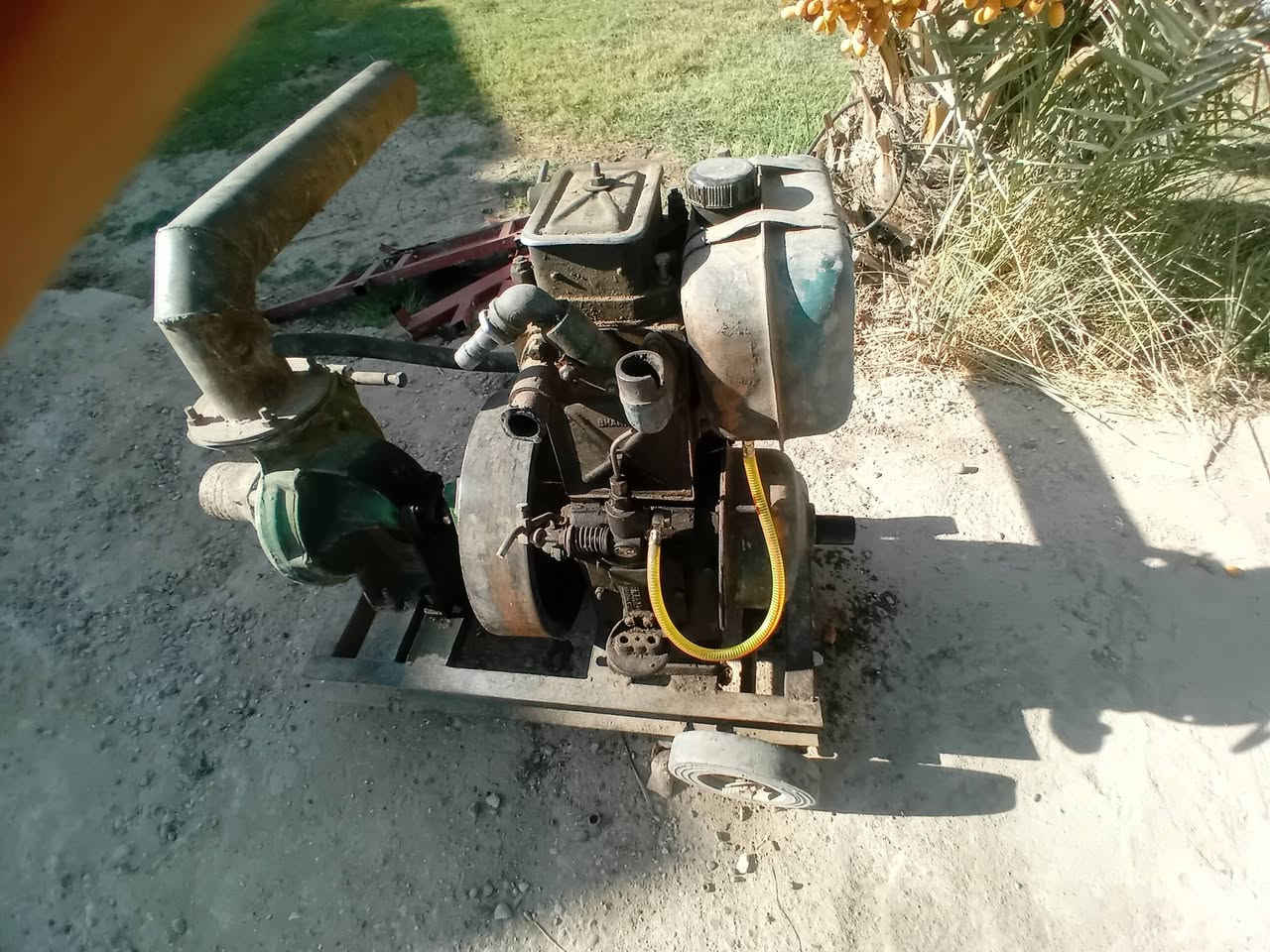 السلام عليكم موطور 4x4 لبيع شغال خنزيره جبنه مو بكن بيه مي خير من الله المكان حله بابل على سريع دولي سعره٢٧٥ وبيه مجال ***********
