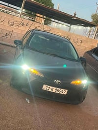 كورلا امريكي 2024 جديدة ماشية 15 الف ضررها سطحي خفيف شوية من البنيد وم...