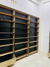 رفوف MDF • مستخدم شوية • ٨ رفوف