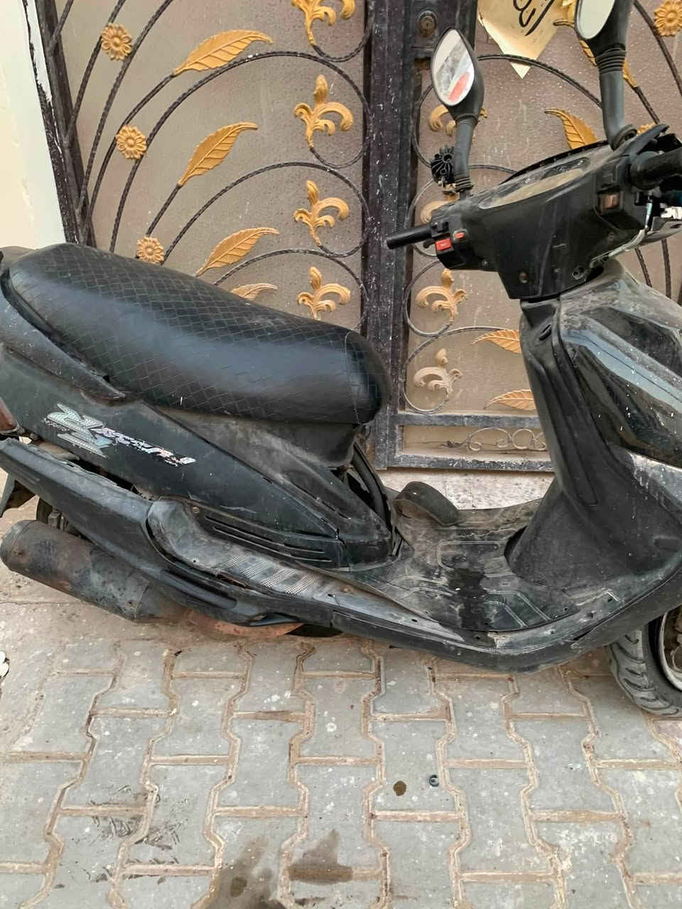 دراجه فضائي للبيع السعر 100 ألف قفل شغاله من ضمنها الكهربائيات نقص تاير امبنجر ومكاني شارع المغرب ٠***********
