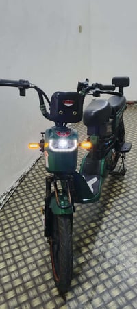 موديل ٢٠٢٥ • ٥ بطاريات • محرك W1500