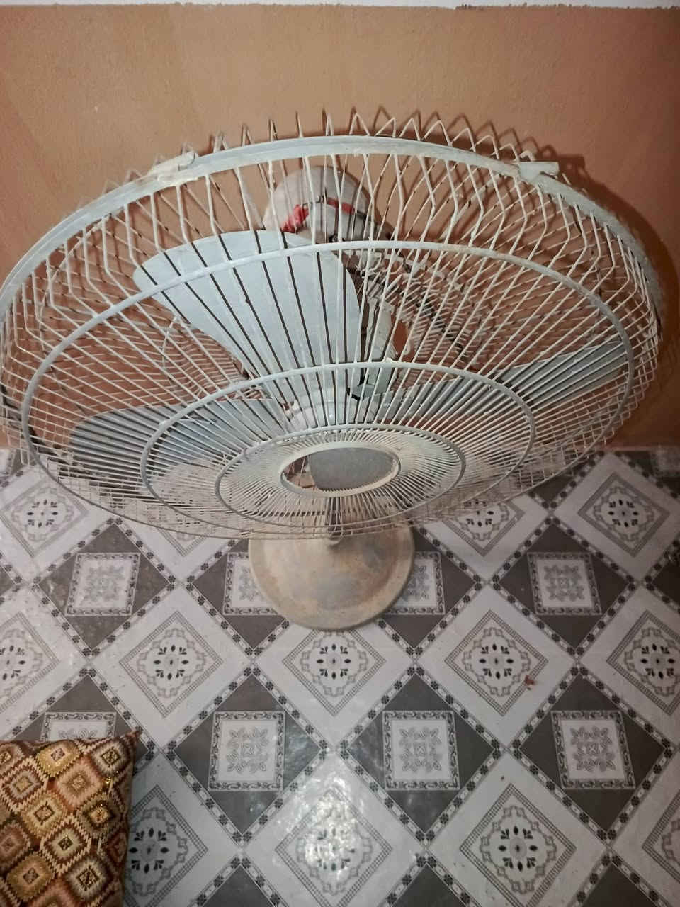 سلام عليكم  بنكة ارضية للبيع السعر 30وبيهة مجال الشراي يتصل ويدلل *********** مكاني ديالى بعقوبة متواجد خاص هم
