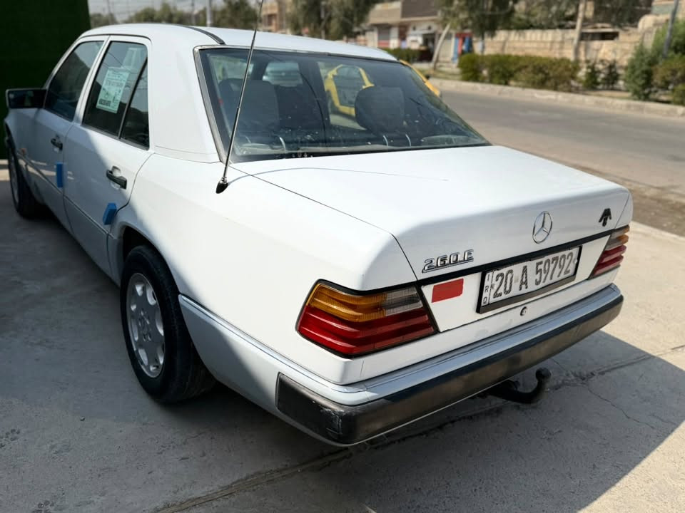السلام عليكم مكلف بالنشر
مارسيدس دب للبيع موديل87
مكينة بلادي ..كير مكينة مكفولات 
تخم تاير تبريد صدر كلة جديد 
سنوية جديدة تحويل مباشر 
السعر 58$ مجال بسيط 
مكان السيارة ديالى بعقوبة ***********
