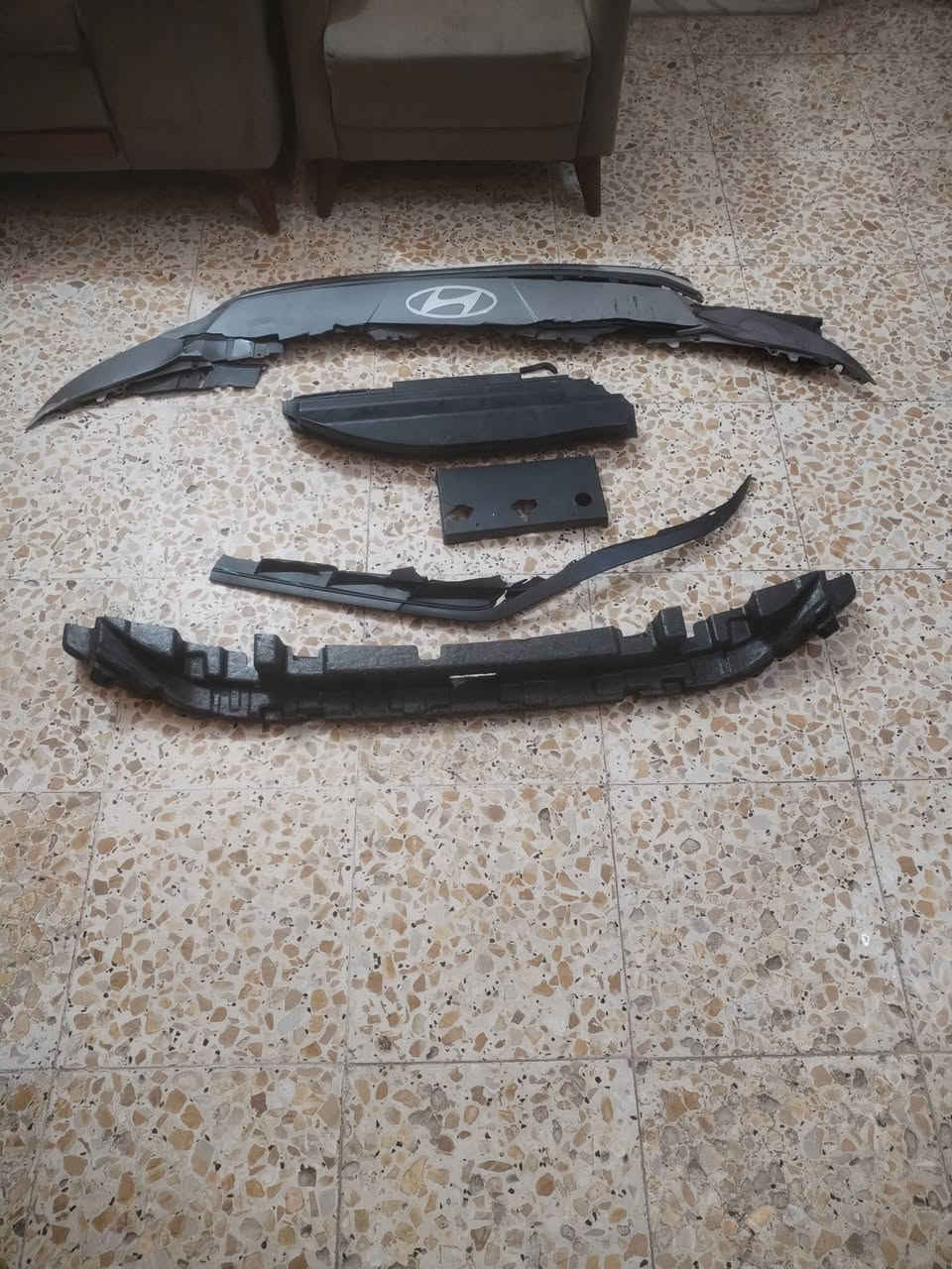السلام عليكم غراض النترا مديل ٢٥ لبيع الي يحتاج شي يتصل ويدلل ***********

