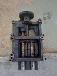 قطع غيار • بدون تفاصيل