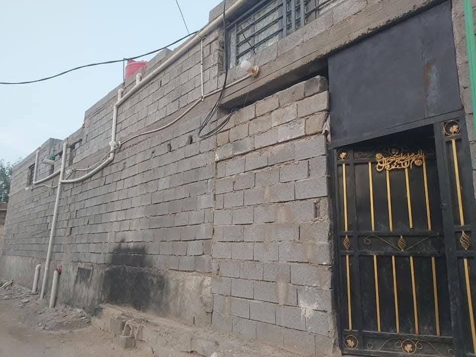 بيت وقف للبيع غير مسجل
قضاء ابي الخصيب طريق الصحراء شارع جامع السيد الشهداء مساحة ٢٠٠م 
متكون من  غرفتين /
ديوانية/ وصالة /ومطبخ حار وبارد/وصحيات داخلية وخارجية/

 
للتواصل معي واتساب 

 ***********
***********
