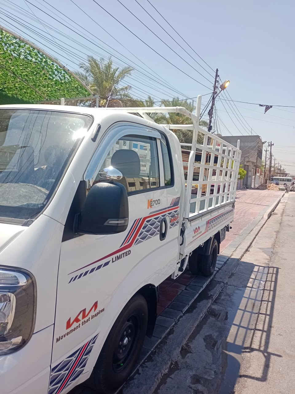 السلام عليكم
كيا نثيه موديل 2022 رقمها بغداد انكليزي شرط التحويل 

مكينه 2700  

وكير ومكينه واكسل وشاصي ورقم شاصي كل مكفول 

تخم تاير جديد شاده  

 سياره جاهزة كبل لشغل 

العنوان بغداد جسر ديالى القديم السعر130 وبيه مجال بسيط الرقم ***********
