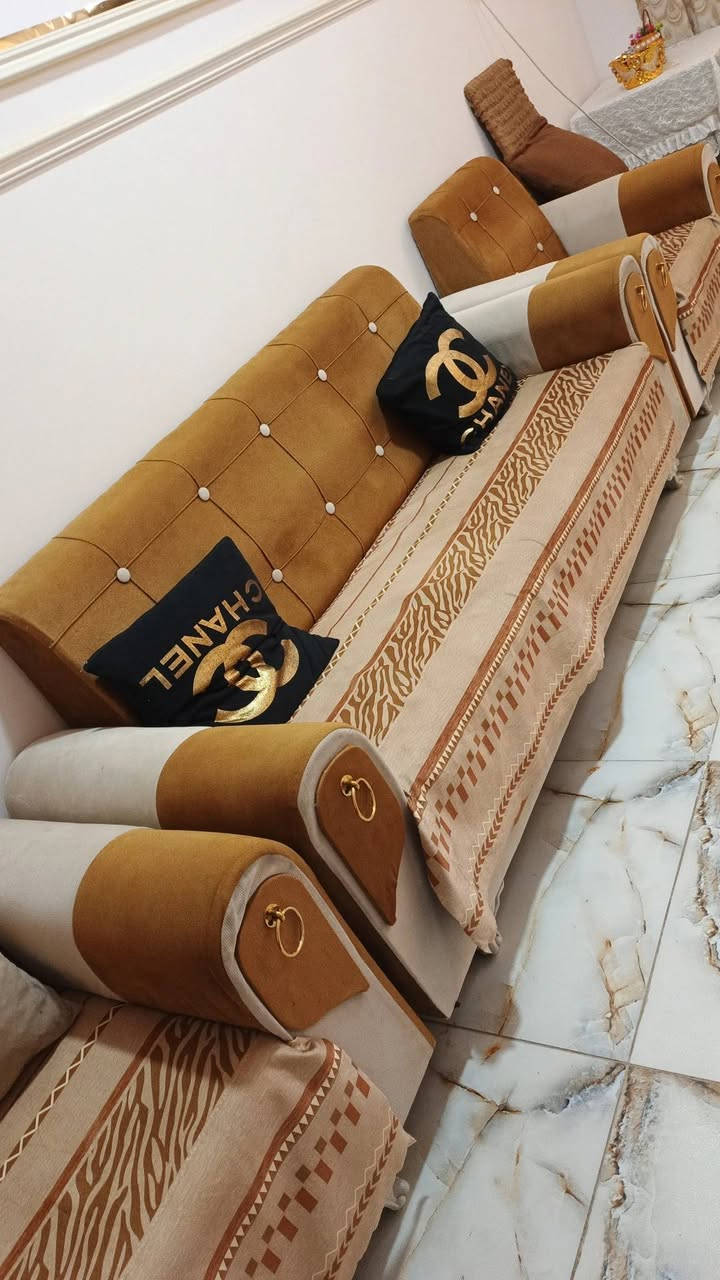 غراض للبيع 
مكلفه بل نشر 
عنوان كوت الجديدة يم السيطره 
رقم ***********
