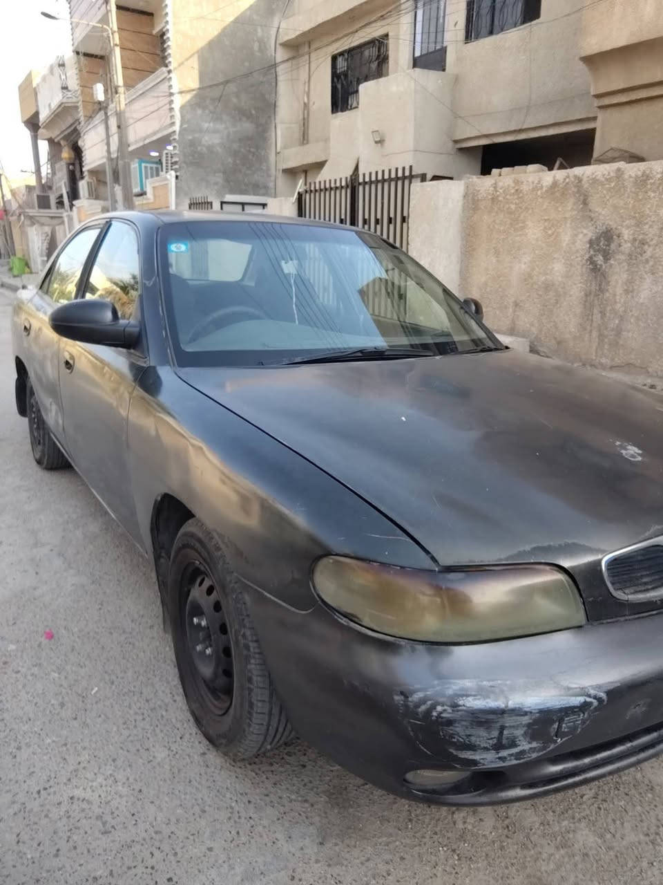 سلام عليكم  نوبره موديل ٩٧ بسمي سياره كلش حلوه كشر داخل كير مكينه بس يرادلها ترتيب السعر ٣٥وبيها مجال مكان السياره البياع *********** تحويل ثاني يوم
