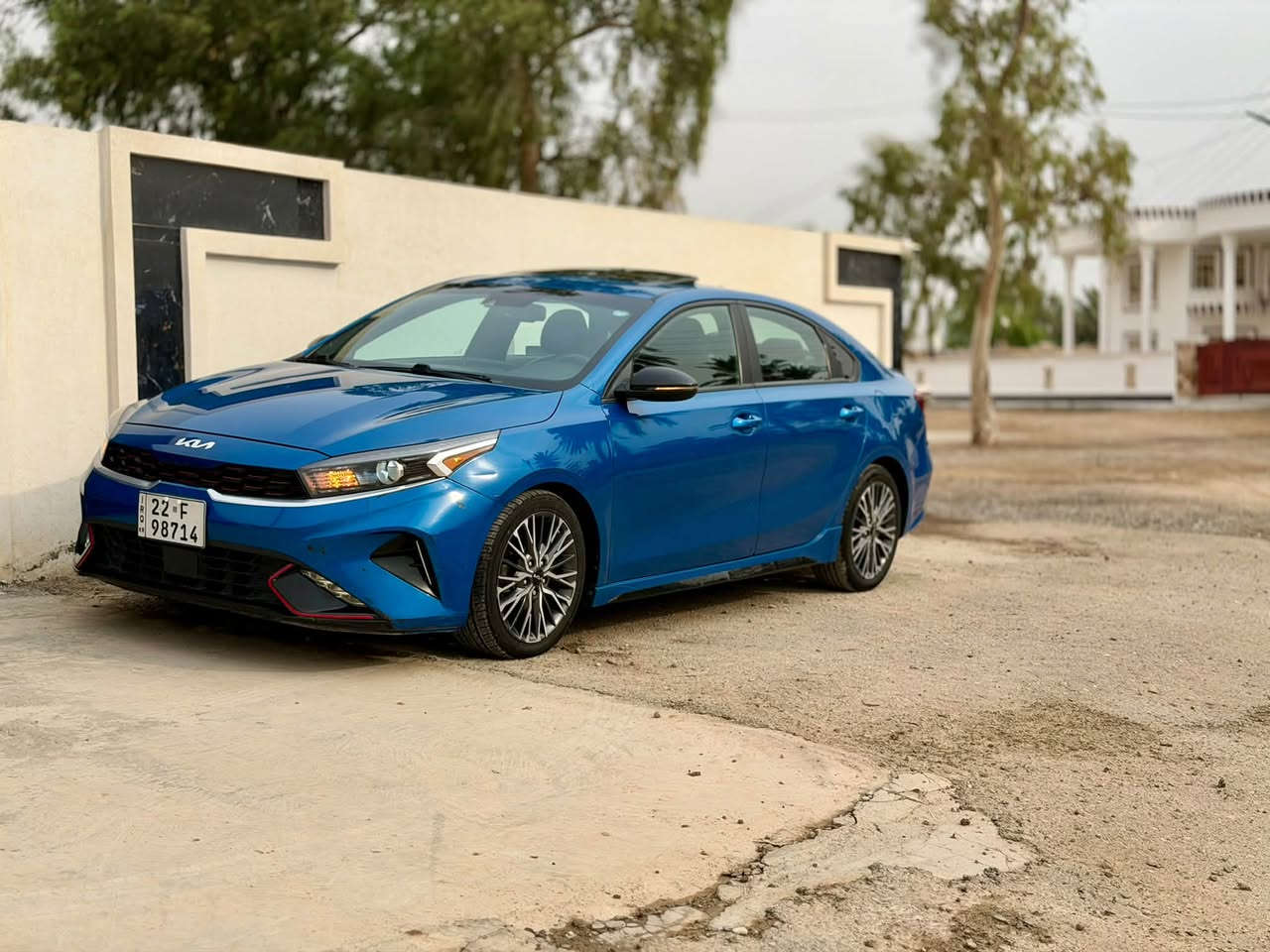 كيا فورتي موديل 2023 GT. line وارد أمريكي

ألون ازرق

المحرك 2000دوش المرغوب 

السيارة ماشية 90ميل

رقم اربيل أنكليزي السيارة باسمي تحويل ثاني يوم 

سنوية وهزة جديدة

ضربتها بابين الصدر

السيارة خير من الله من كل النواحي كهربائيات كشر ميكانيك

المواصفات:.

1.تشغيل عن بعد 

2.هاند بريك بصمة 

3.تحكم ستيرن

4.رادار  خلفي امامي

5.رادار جانبي مال نقطة عمياء 

6.تحديد مسار نقطة عمياء

وبيها بعد هواية مواصفات معروفة مواصفات ال GT Line

مكان السيارة بغداد جسر ديالى الجديد

***********

السعر 140 وبيها مجال

نص مكتوب في الصور:
- BIDCARS