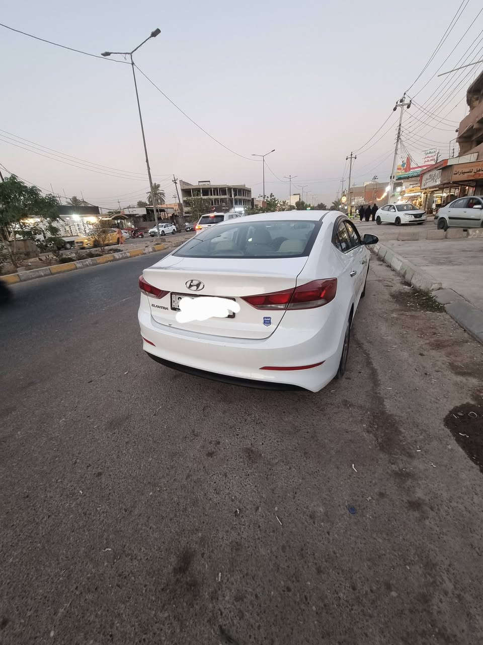 للبيع فقط
النترا خليجي موديل ٢٠١٧ باسمي بدون ضرر مكانها ديالى بعقوبة 
كير مكفول 
محرك مكفول 
تبريد قطعتين ثلج وتدفئة شغاله 
شاشة وكاميرا 
بنوراما 
صدر جديد 
تايرات جديد 
كهربائيات كلها شغالة 
السيارة مال جناي 
السعر ١٣٩ وبيها مجال بسيط 
للإستفسار ***********
