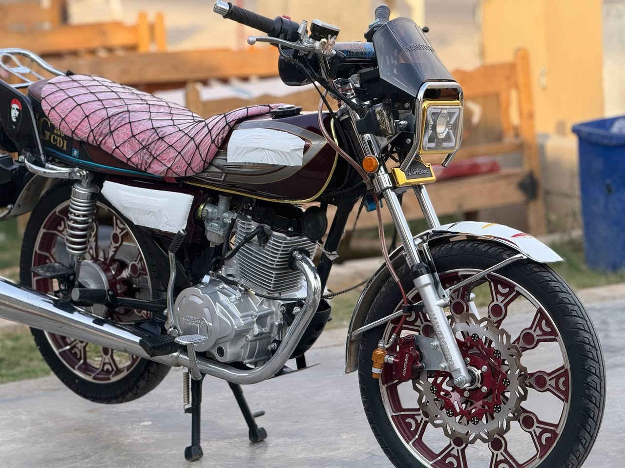 سلام عليكم دراجة 5 كير نامي برو موديل 2025 اخو الجديد سعر 875 وبي مجال استفسار هاتف ***********
