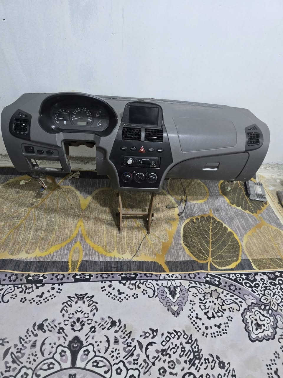 للبيع دشبول طيبه  مكفول كله شغال شرط  وظفيره هيه والعقل ااتصال فقط ***********
