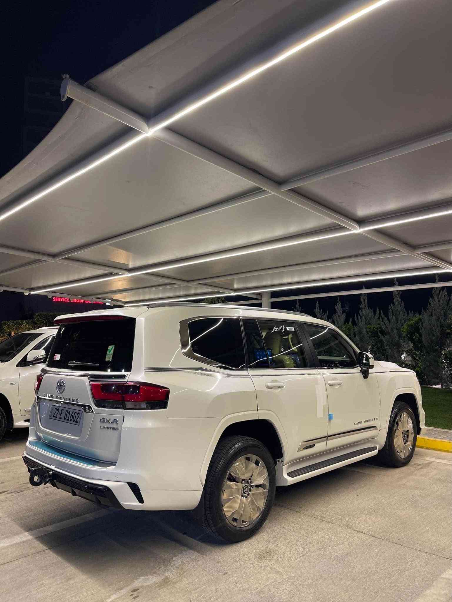 TOYOTA Land cruiser 2023
‏67,000 KM📦
🔻ارخص سعر بكل العراق
                                                        637$      GX.R 
                                                   [hidden information] 📞
‏‎سنة الصنع: 2023
‏‎ضمان شركة SAS
كل غراض بلادي 
 
ماشييه67 الف  كم 
‏‎المواصفات :
- محرك 6 سلندر 4000 L
‏‎- فتحة سقف ( سلايد ) 
-٣ شاشات 
- شاشات ترفيه خلفية
‏‎- مقاعد جلد 
‏‎- مقاعد كهربائية 
- مقاعد امامية تبريد 
- ⁠تبريد وتدفئة امامي خلفي 
‏‎- بصمة الابواب 
‏‎- صندوق كهربائي
‏‎- مصابيح LED و زينون
-7 راكب 
-شحن واير ليس 
-حساس امامي خلفي 
‏‎- حجم العجلات 20 inch 
مكفول كفاله عام كلشي مابيها بل باكيت

مكفولة كفالة عامة من الدعامية إلى الدعامية
‏‎ بدون صبخ .بدون بارد  ،بدون رصعات ،بدون حتى شخط
‏‎دعاميات هم بدون صبغ ،رمل مابي ،لحية بدون صبخ ..بقية كلها بشرط

محرك كير بشرط مامفتوح
‏‎سيارة حيل نظيفة كلشي عل بلاد لوك
‏‎سنوية زنكة كلشي جديد مدفوع لـ2029
‏‎باسمي السنوية بشرط تحويل و خرامة 
‏‎سيارة مابيـها دينار مصرف كامل من كل نواحي
رقم شيمالي 

نفسي يوم /تحويل و وكالة حاظر 
مكانك /داخل سليماني

[hidden information]📞
كوردي***********
عره بي *********** السليمانية, العراق
