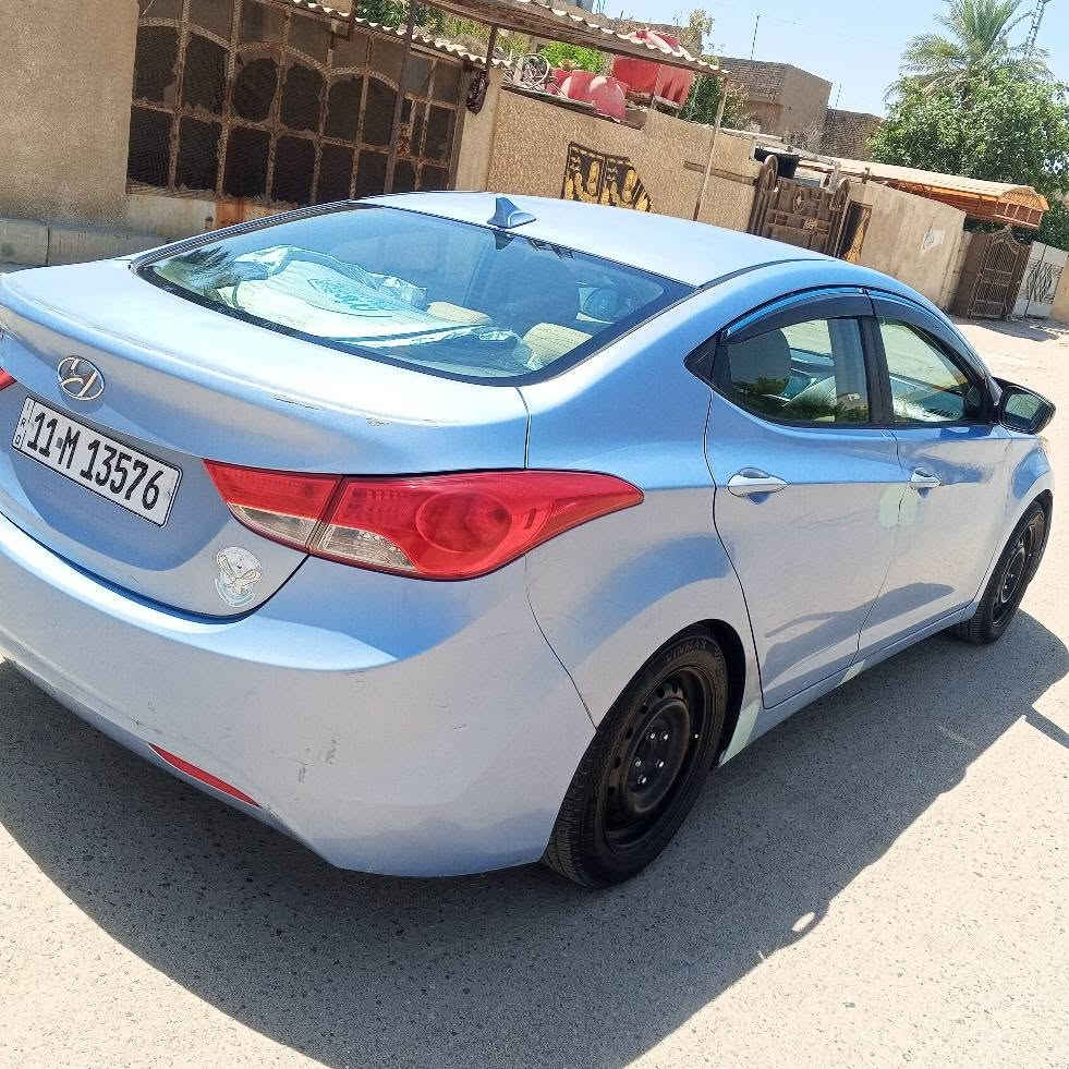 النترا 2012 وارد امريكي ضربتها جاملغ وربع بنيد السعر 90
بيها رواجز 
بغداد بسمي مكان السيارة زعفرانية
رقمي ‏‪***********‬‏ بغداد, العراق
