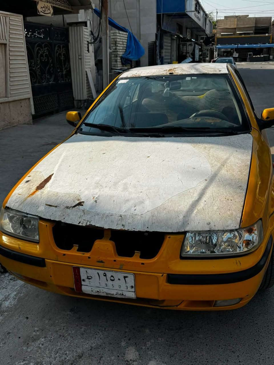 سلام عليكم سمند للبيع 2010 محرك فرنسي 2000 توني شاده كير جديد تبريد شغال تخم تايرات جديد ترايك وين ما يعجبك  سنويه نافذه مطلوبه هيئه وغرامات 6 ورقات مكان السياره بسمايه سعر 25 وبيهة مجال ***********
