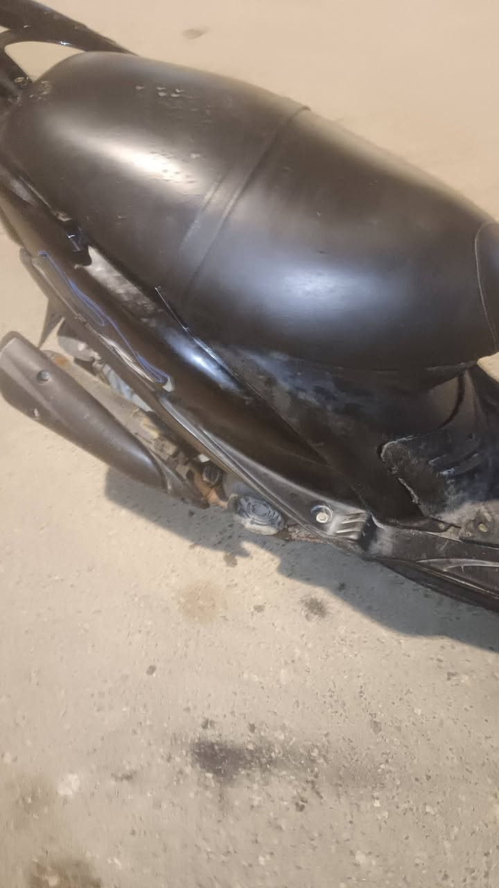 max 120
دراجه ماكس عدله
بوشه 49 مبدل ولفات 
صدر رياضي احمر
سلف عطلان
هندر واحد
شلعه ومعدل
العنوان; القبله حي القائم
السعر 400 وبيه مجال
***********
