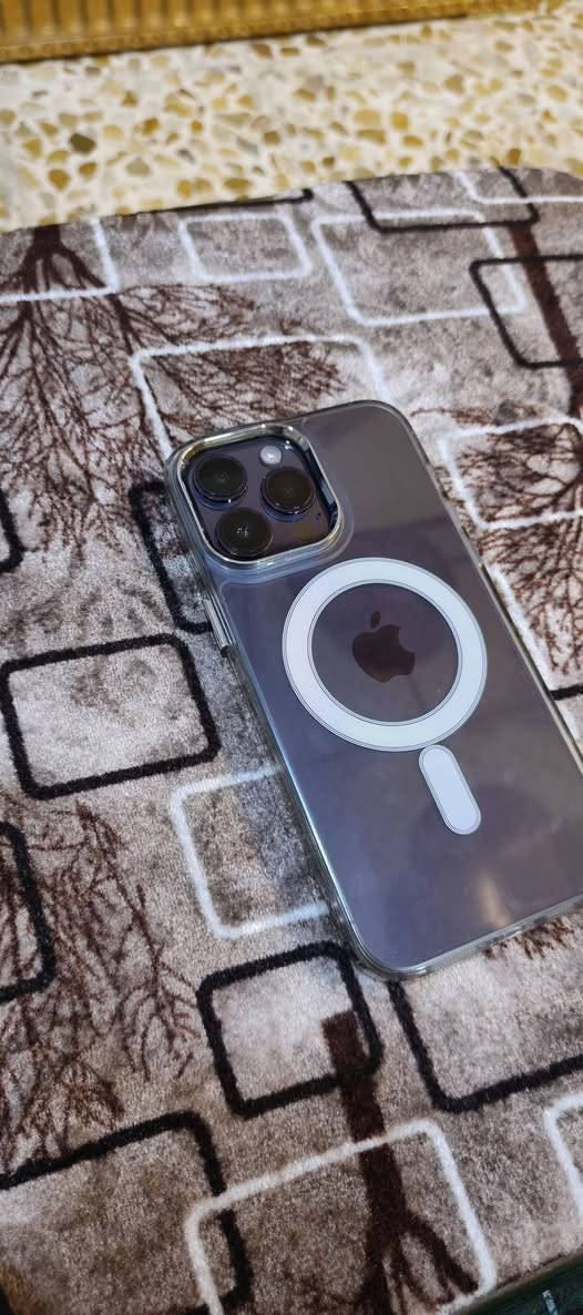 ايفون 14 برو ماكس • ٢٥٦ • بطارية ٩٨