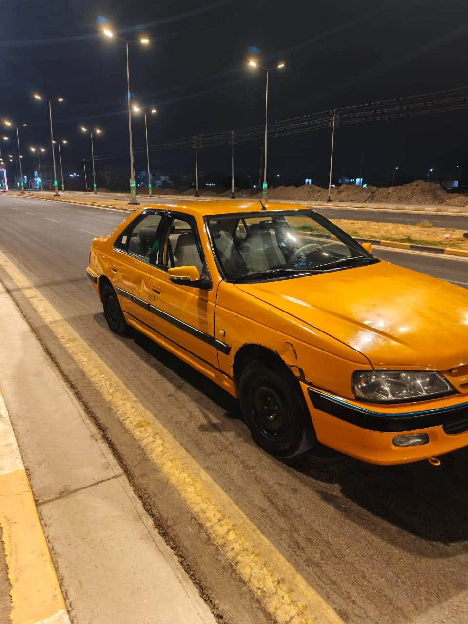 سلام عليكم بيجو بارص موديل 18 جاهزه من حداديه طخم تاير محرك وكير بلجيس تدفئه وتبريد ثلج جاهزه ع اخر حبايه بس طخه صغيره بصندوق بارد بس مامكحل رايده ب48 وبيه مجال ***********
***********
