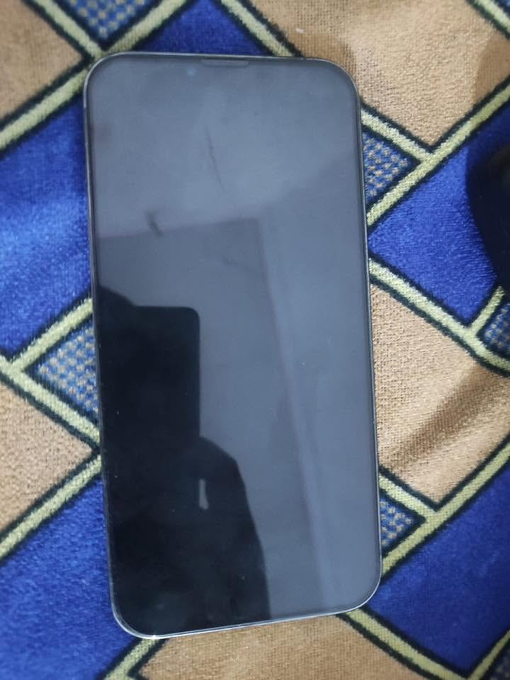 ايفون ١٣ برو ماكس نضافه ٩٥ بطاريه ٩٢ امريكي ما مفتوح مشكلته بس ضهر بي فطر وماًماثر بشي رايده ب٧٠٠ وبي مجال شراي راسلني واتساب ***********

