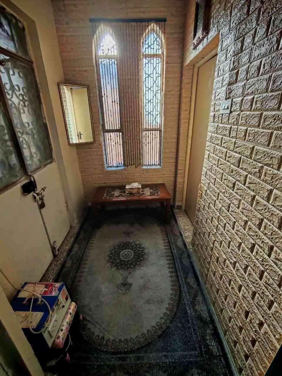 دار للبيع طابو صرف  بسعر ٢٨٠ مليون
📍 فرع مطعم محمد مندي – حي التعليب
المساحة: ١٢٧.٥ م²
واجهه ٨.٥ م - نزال ١٥ م

 طابق واحد يضم:
غرفة نوم، صالة، هول واسع، استقبال، حمام، تواليت، مطبخ، بيتونة، إضافة إلى تواليت خارجي.

🚶‍♂️ يبعد 10 دقائق عن الإمام بالسياره، 

فقط بيع بدون مراوس
#السعر٢٧٥مليون قابل للتفاوض

📞 للاستفسار والاتصال:
***********
***********

