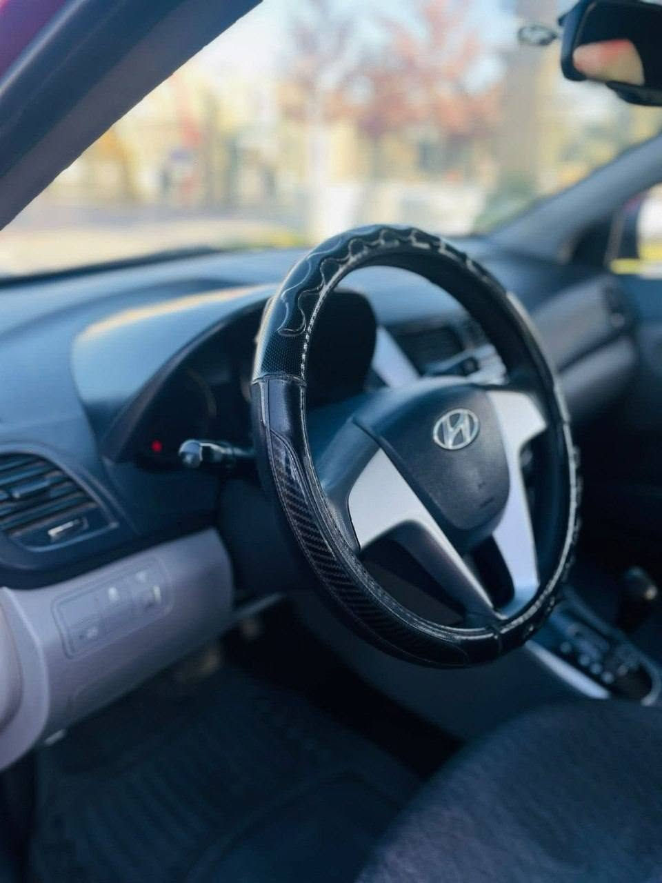 اكسنت 2013
وارد امريكي
محرك 1600
ماشيه 113mi
رقمها بغداد
مانع تزحلق
نضام ECO
حساس تايرات 
تخم تايرات جدد
دسك جديد
ادامه كامله نوزلات بلكات تنضيف حجره الاحتراق جديد
داخلها نضيف
سونارها موجود ويه الصور
موقعها بغداد البياع
السعر 83
للاستفسار ***********
