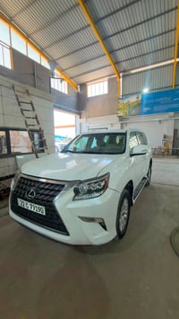 لكزز GX 4600 خليجي محرك 8 سلندر  موديل2018 سيارة بيها قطعة وحدة صبغ جا...