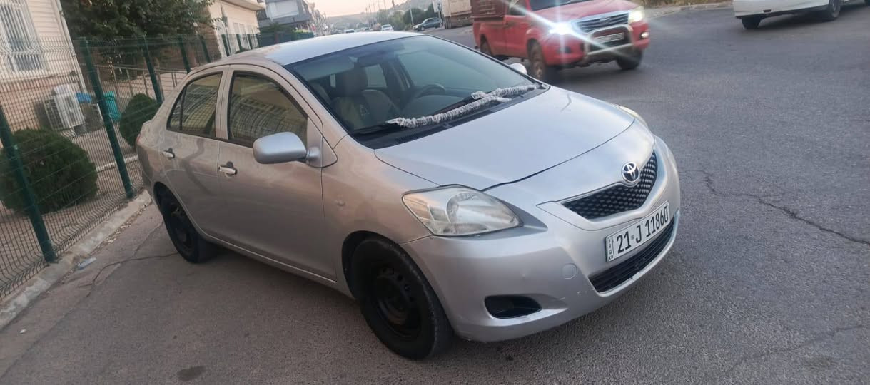 يارس موديل 2012
گير أوتوماتيك 
لون سلڤر مميز 
بدون صبغ مكفولة 
 فقط شويه بارد

 سنوية جديد لحد 2029 
بطاقة بنزين موجود 
گير و مكينة و تبريد بشرط 
سيارة صار ٦ سنوات بيده 
مكان چمچمال 
سعر 83 $ 
*********** كركوك, العراق
