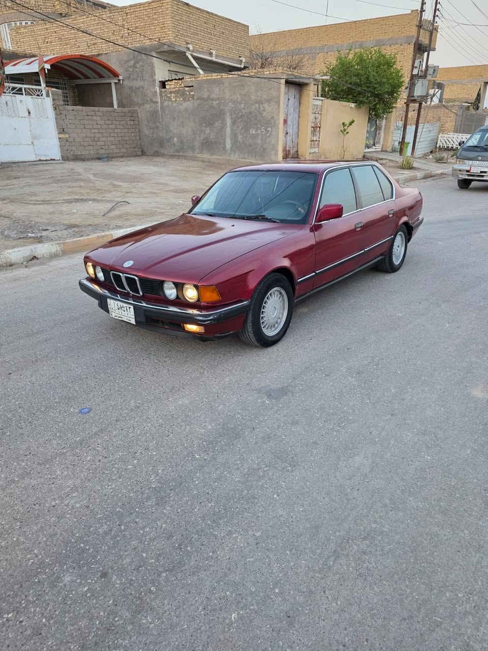 سلام عليكم بيم مديل 92  سياره مكفوله من لضربه ول تبديل  برانكيت مكفول رقم بغداد مشروع وطني تحويل سياره فول موصفات كشن تدفه تبريد  جلد فتحه تبريد خلفي امامي برده كهربايه تخم تاير جديد حداديه جديده با تري جديد  كهربايات كلهه شغاله مكينه وكير جدد حويه  رقم *********** السعر 38 المكان نا صريه سوق الشيوخ
