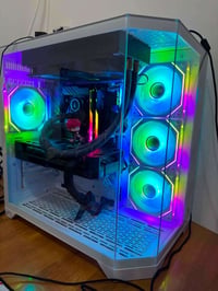 i7 13700F • ٣٢ جيجا DDR5 • بدون كرت شاشة