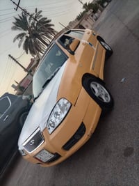كوين • ٢٠١١ • بدون صبغ