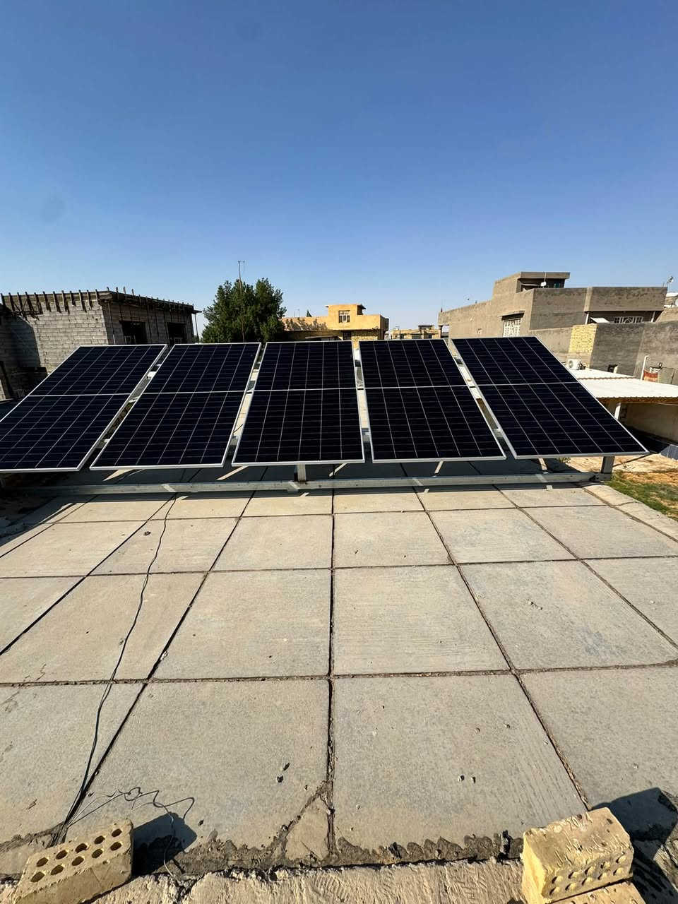 ☀️ لأن الجودة ما بيها مجاملة… اختار منظومتك من الصف الأول عالمياً

في مكتب الطاقة المستدامة نحرص دائماً على اختيار مكونات بمواصفات عالية واعتمادية ممتازة، لأن منظومة الطاقة الشمسية استثمار لسنوات.

⚡ منظومة GoodWe المتكاملة:
🔹 انفيرتر GoodWe 6 kW – IP66
🔋 بطارية Dyness 16 kWh – 8000 دورة
☀️ ألواح RONMA ثنائية الوجه Bifacial
🛠️ تنفيذ احترافي وحمايات متكاملة
📲 متابعة وخدمة ما بعد البيع

مكتبنا ما ينفذ غير المنظومات الأولى في العالم… لأن ثقة الزبون تستحق الأفضل.

📍 مكتب الطاقة المستدامة
الكوت – الخاجية – شارع 40
📞 ***********
