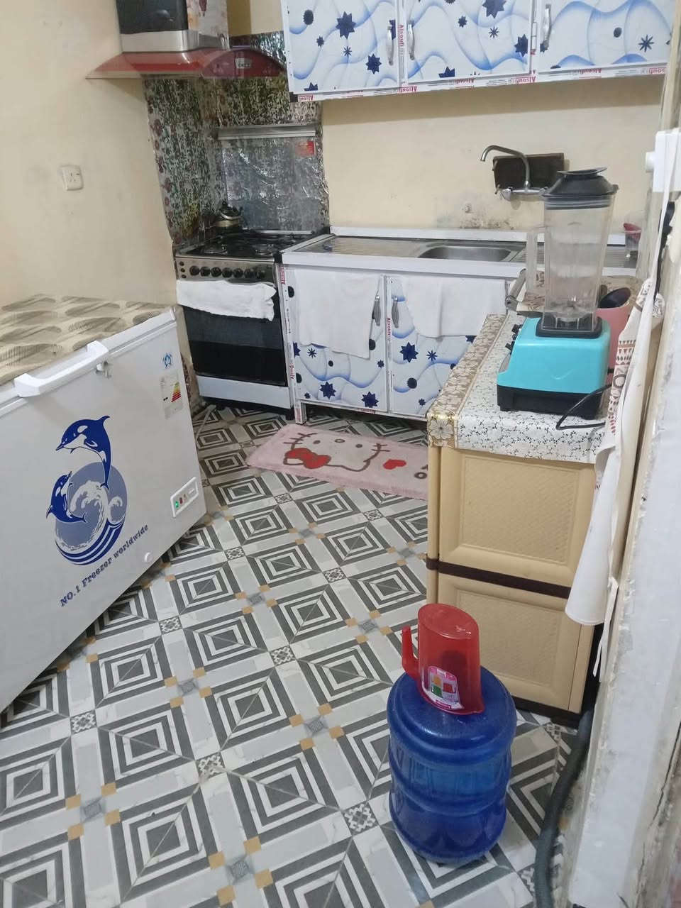 السلام عليكم بيت للبيع خلفي مساحة ١٠٠م طابو زراعي منطقة حي السفير قرب منتزه الكفاءات
السعر٦٠ مليون وقابل للتفاوض للاستفسار ***********
