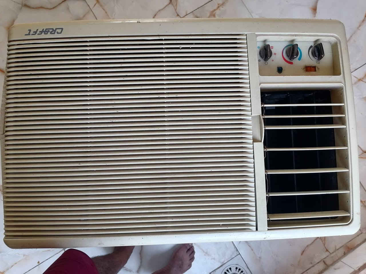 مكيف اكرافت شرط النظافه والتبريد مكاني الحمزه الشرقي السعر ٢٠٠ وبيه مجال قليل الاتصال
***********
***********
