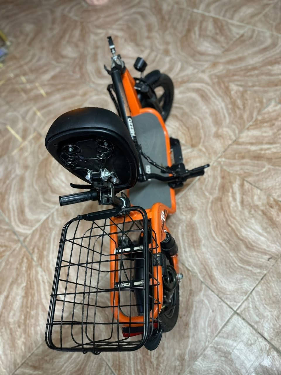 بطارية ليثيوم • فرامل ديسك • زرایانة