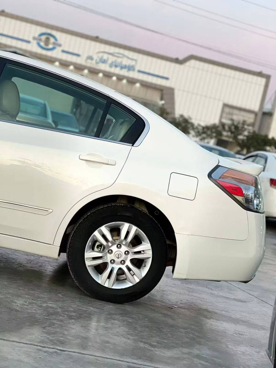 نيسان التيما 2011 فول الفول . اوتماتيك
سلیمانیه . سنويتها 2029 شرط التحويل
فتحه . نظام صوت . كشنات جلد . لايتات زينون
سياره مكفوله لاصبغ ولابااااااارد
گير . محرك . حداديه . تايرات . كلها جديد
***********
عنوان . كلار 
سعر 118 وبيها مجال قليل
