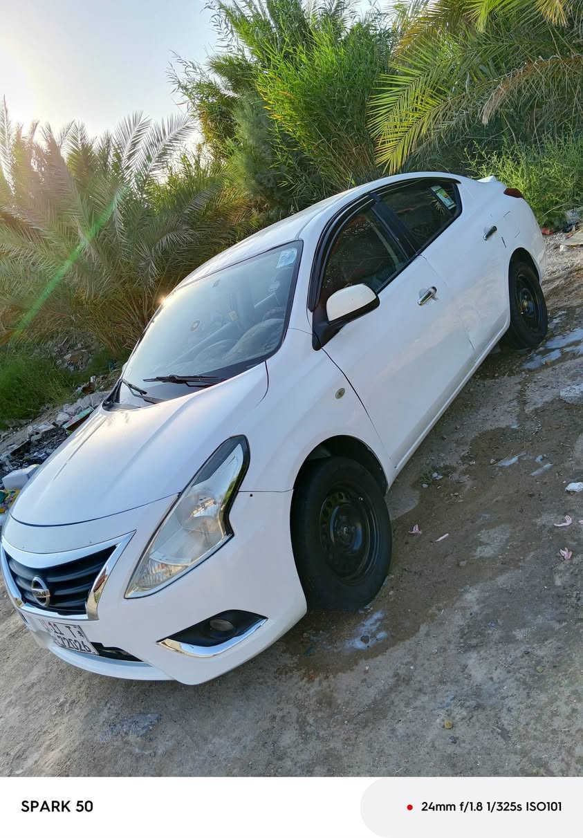 السلام عليكم 
سياره نيسان صني هندي للبيع 
مديل 18ماشيه 100
تبريد ثلج
حداديه جديده
تخم تاير 
السعر75وبيه مجال
الاستفسار ***********
مامتواجد ع الفيس
