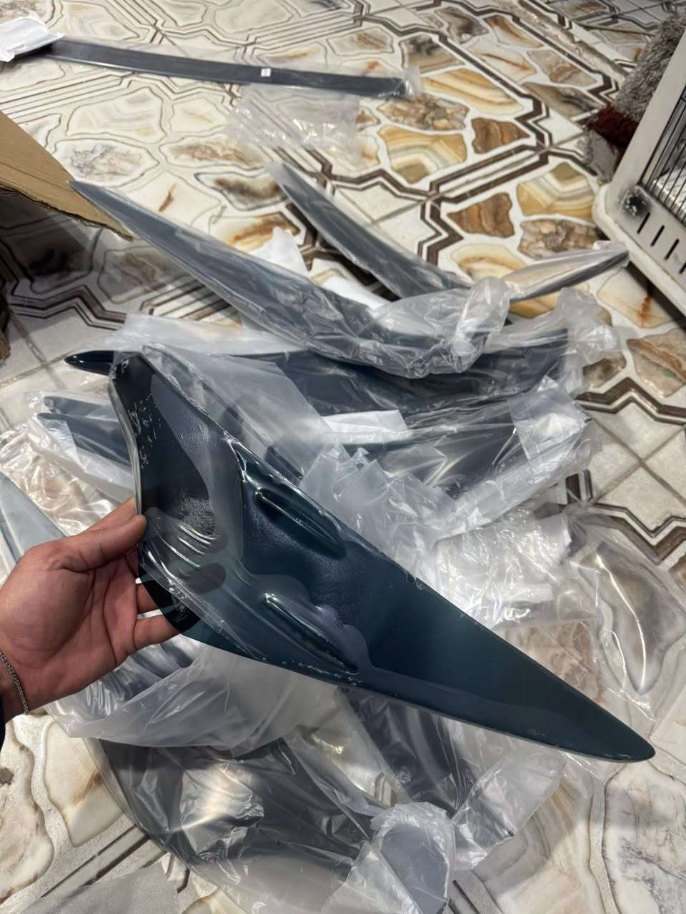 جمعة مباركة عليكم اخوتي اليوم كلشي بسعر الجملة 
بضاعة جديدة وغراض خير من الله اخوتي 
وبانسب الاسعار اليوم شرفونا حبايب 
اليوم موجود بلمحل من ساعة 2 لحد الليل 
العنوان كركوك دوميز شارع حي النداء الخدمي لاستفسار***********
يوجد توصيل لكافة المحافظات لحد باب بيتك
كماليات جنة للسيارات
