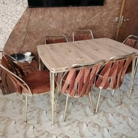 ميز ستيل 6 كراسي السعر 100 الف قسم من الكراسي محتاجه لحيم .... بغداد ا...