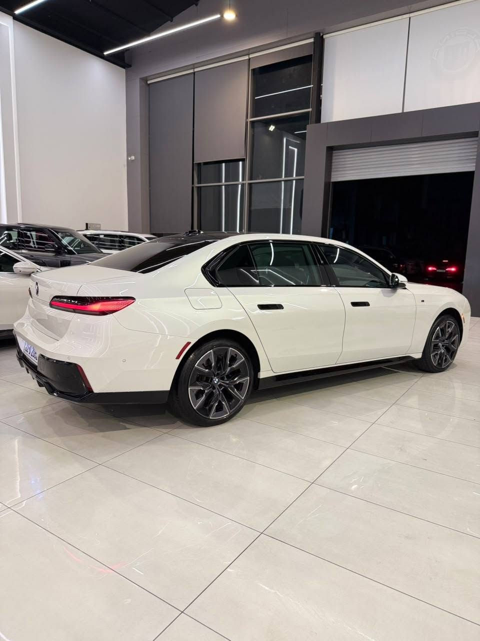 BMW 740i M PACKAGE 2023
Engine: V6 3.0 Turbo 🚀 
ژمارە هەولێر جاهیز 
30 هزار روشتووە 
بێ دەعم,, بێ بویاغ 💎 
دوو پارچە کلێری ئەمریکایە 
بێ ناوگرتن 
بێ ئێرباک 
پێش و پشت کەپس 💯 
وارد ئەمریکی 🇺🇸 
داخل قهوای بیلادی 🤎
سەقف لید,, داتاشوو ,, بانوراما,, شەغال,, 360دەرجە رادار , کامیرە , حساس .... 
نرخ 660 وەرقە و مجال 
📍شوێن هەولێر 
~~~~~~~~~~~
***********
***********
~~~~~~~~~~~
BMW 740i M PACKAGE 2023
Engine: V6 3.0 Turbo 🚀 
رقم اربیل جاهز 
ماشي 30 الف
بدون حادث,, بدون صبغ 💎 
بیها قطعتین کلیر امریکا 
بدون داخل 
بدون ایرباک 
بجم خلف کبس 🔥 
وارد امریکي 🇺🇸 
داخل قهواي بلادي 🤎 
سقف لید , داتاشو, بانوراما, شغال, 360 دەرجە رادار , حساس, کامیرة ....
سعر 660 ورقة بي مجال 
📍مکان سیارة اربیل أربيل, العراق
