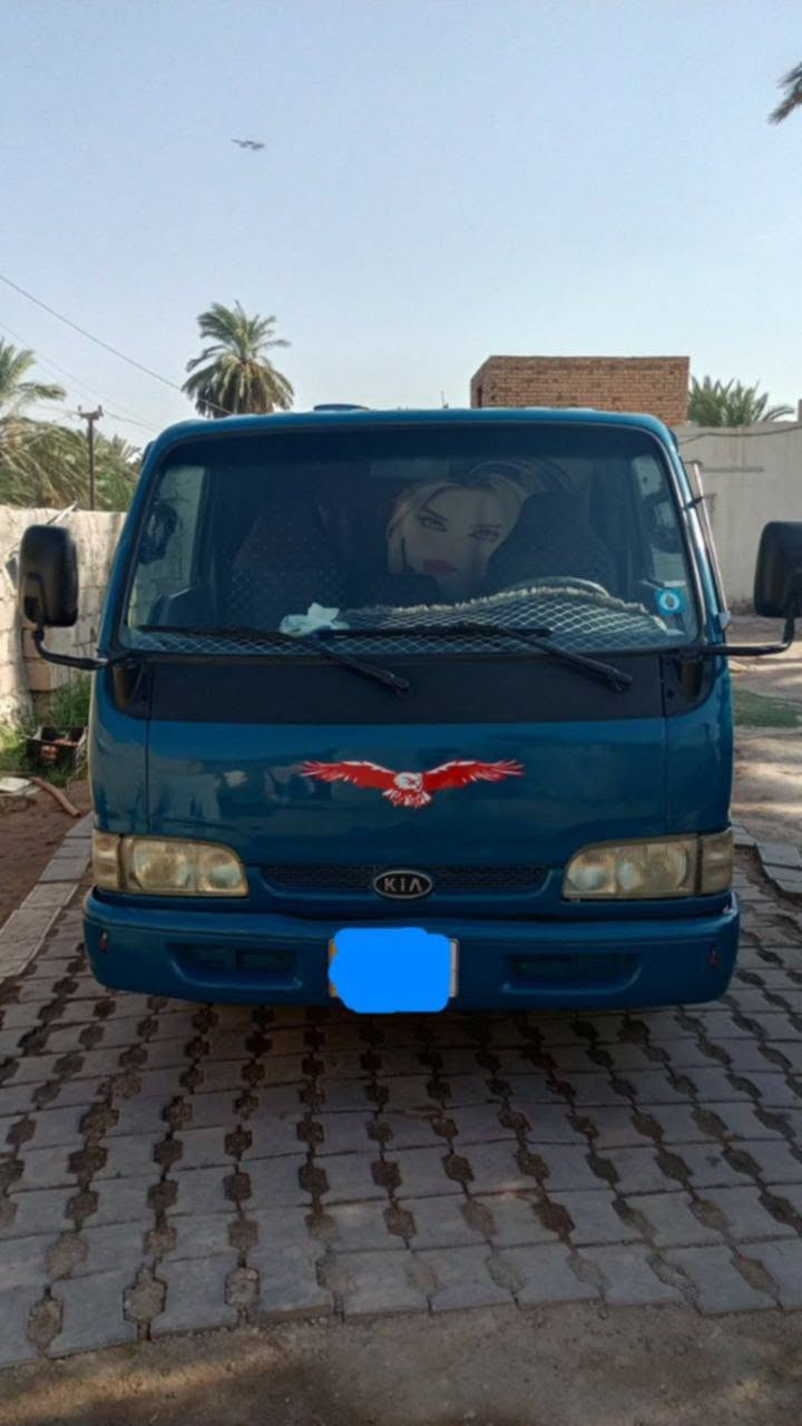 سلام عليكم كيه فونتيره للبيع موديل 99 قماره قلاب سياره مكفوله من طول الطول رقم نكليزي بغداد سياره بسمنه تريد وكاله تريد تحويل سياره جاهزه الاتصال عله هاذه رقم ***********
