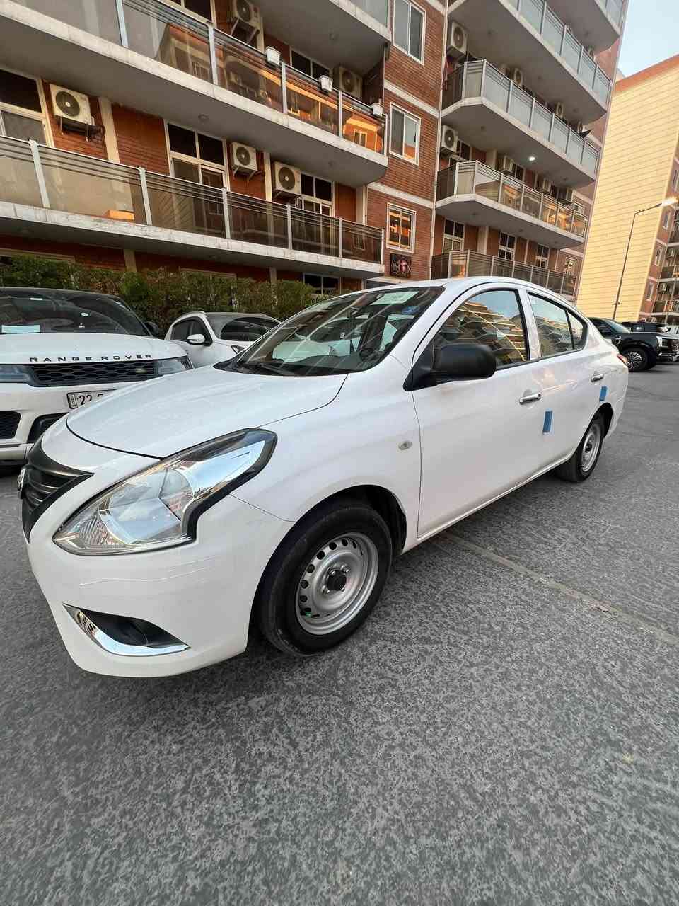 نيسان سني هندي ماشيه ٦٧ سياره بسمي رقم بغداد نكليزي تحويل ثاني يوم سياره جديده ومال بيت بيها بارد البابين والبقبه كله مكفول كير مكينه سياره خير من الله مديل٢٠٢٢     مكاني بغداد لحريه *********** بس وتساب
