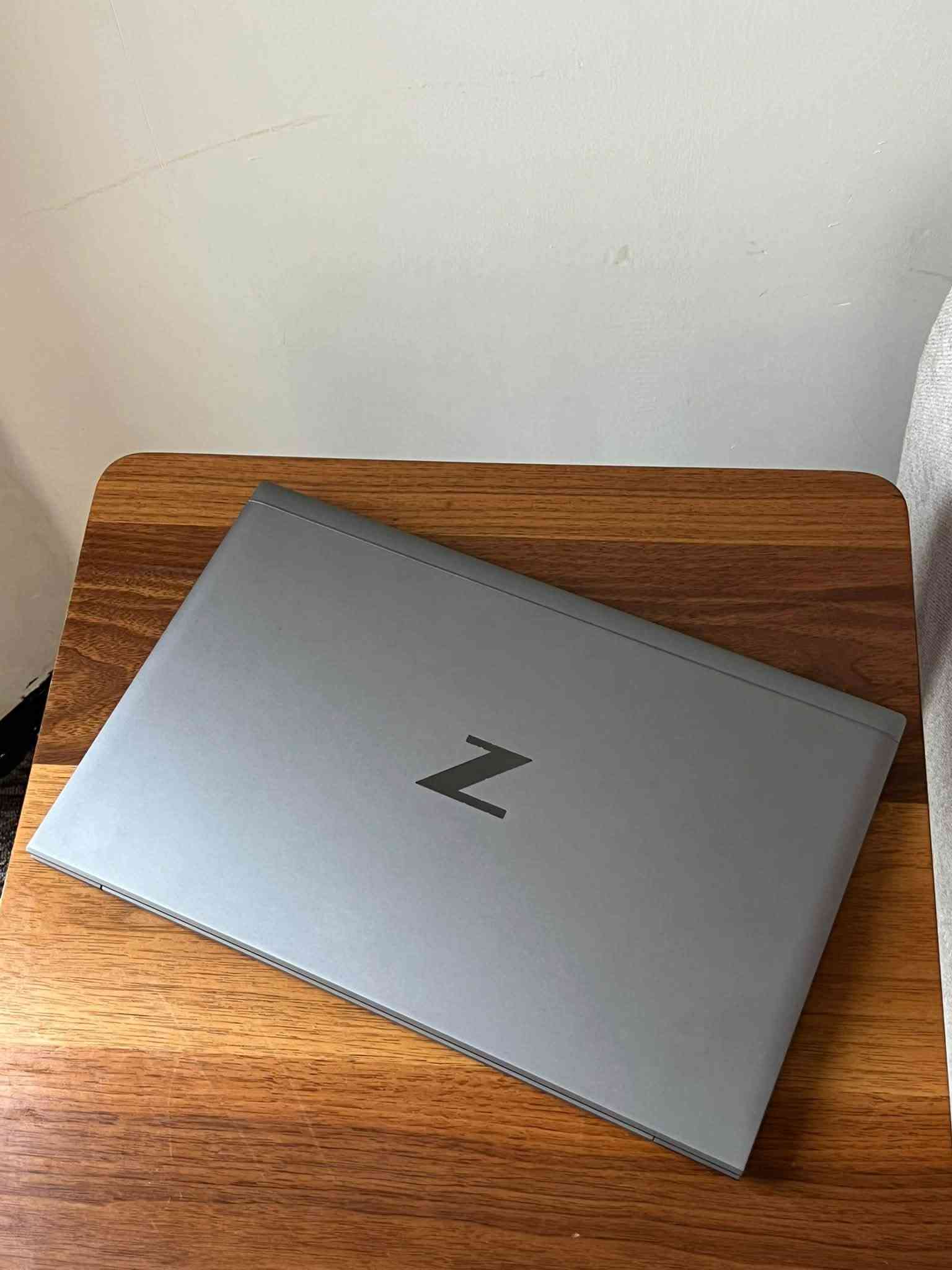 HP ZBOOK • i7 الجيل الحادي عشر • كرت شاشة 4GB