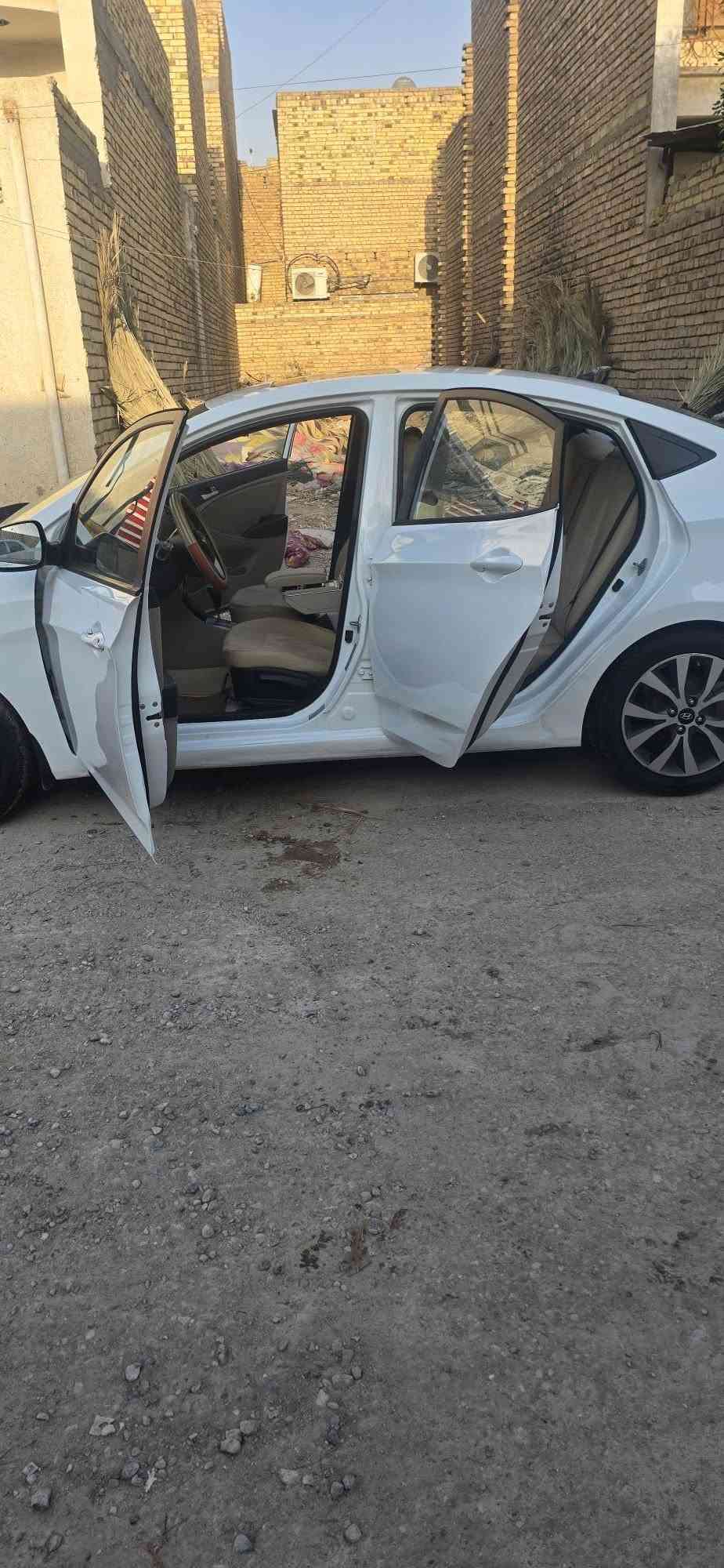 اكسنت • ٢٠١٦ • ميسان