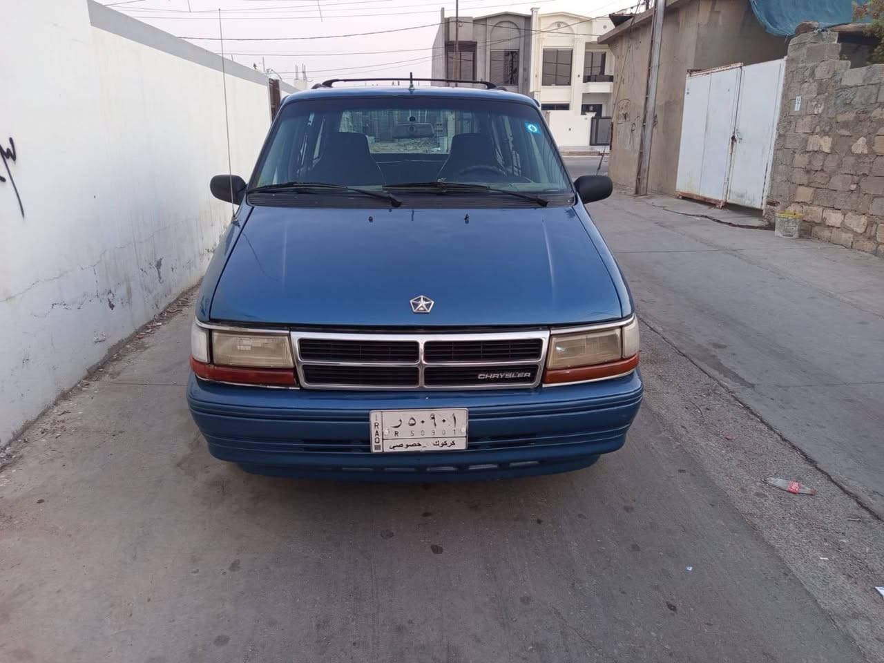 السلام عليكم سياره كلايزر موديل 1994 كير ومحرك كامري صبغ عام للجماليه بدون ضربه ومعجون تبريد شغال سنويه جديده لحد 2031 رقم انكليزي سياره مابيه اي نقص اي استفسار اتصل على صاحب السياره وبيه واتساب هم *********** سعر السياره 40 وبيه مجال
